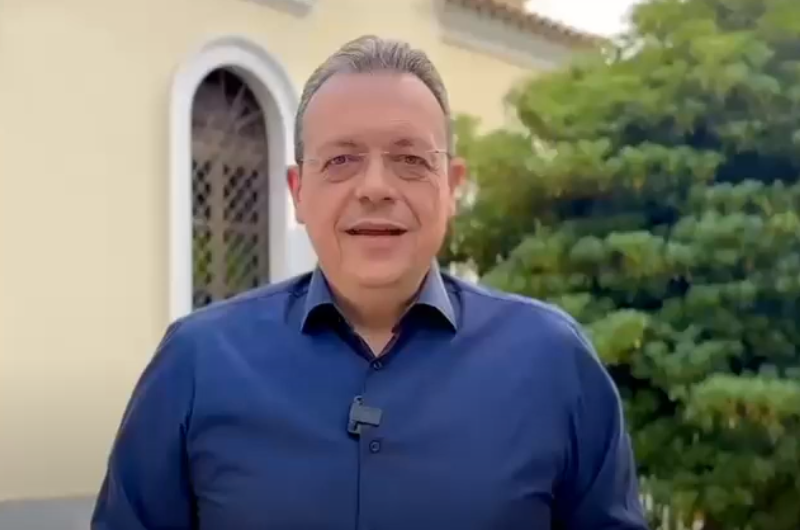 famellos profile picture easter