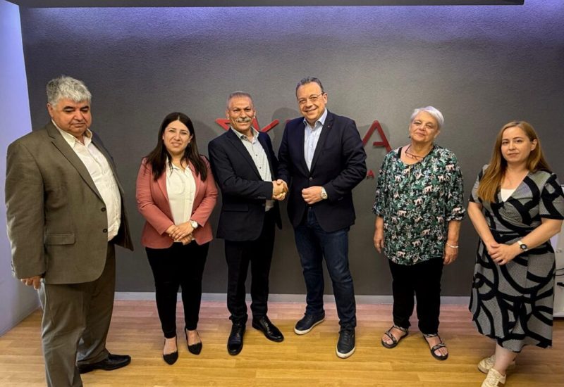 famellos syriza ps picture