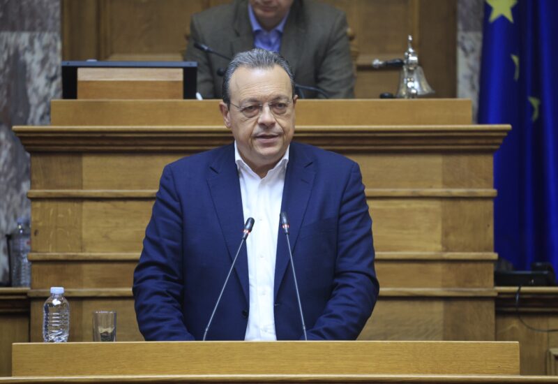 famellos vouli picture